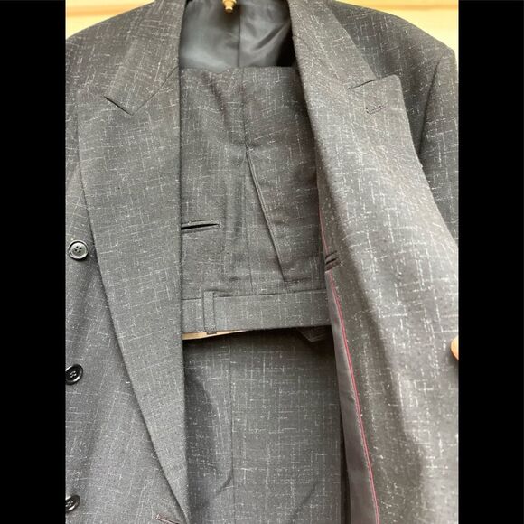 Gino Corelli black/white specs 2 piece pant suit, double breasted jacket, 42L - Picture 5 of 15